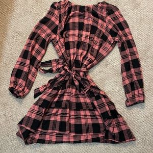 Anthropologie cloth and stone large pink plaid dress